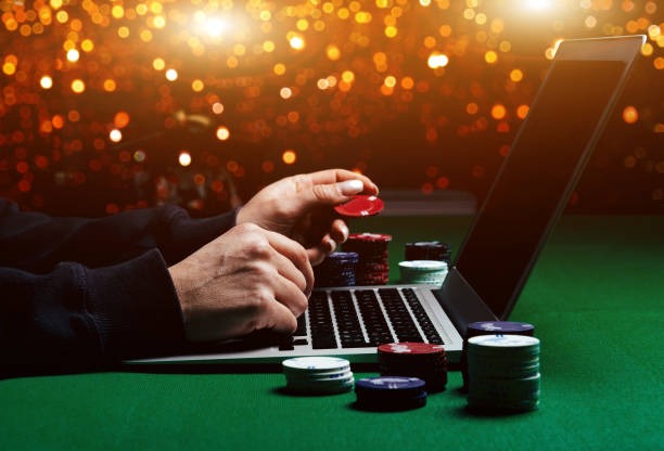 Mobile phone displaying lionkasino Andar Bahar table with betting interface